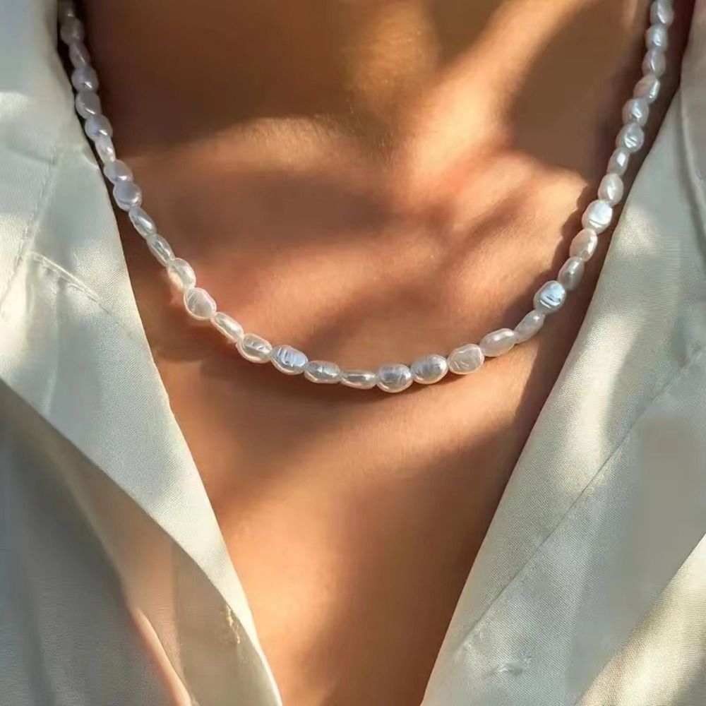 Pearl Choker Necklace Vintage - สร้อยคอโชคเกอร์มุกเทียมเรียบง่าย สร้อยคอมุกเทียมรูปทรงมุกสไตล์วินเทจ สง่างามและมีรสนิยม